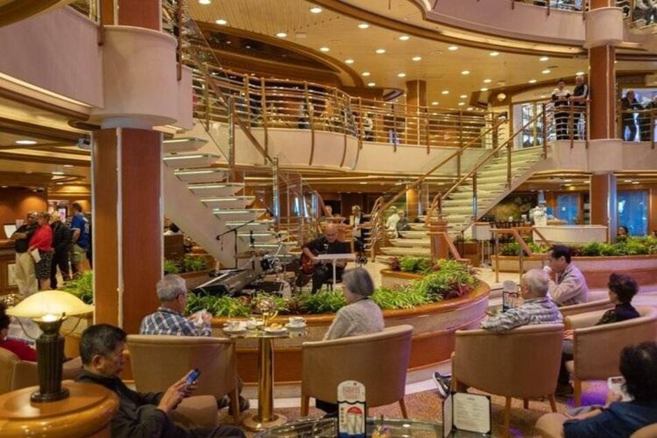 Diamond Princess, crucero por dentro