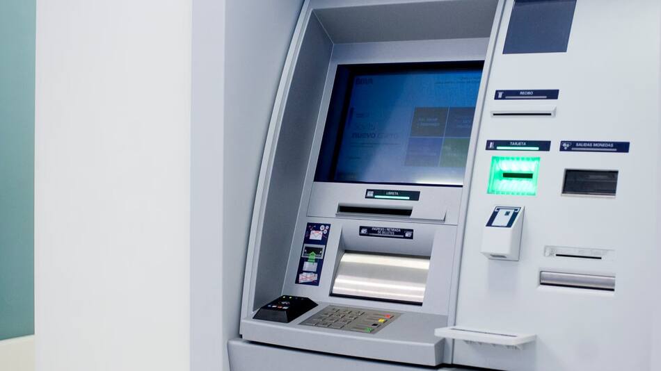 Nueva forma de retirar dinero de los cajeros automáticos. Foto: BBVA