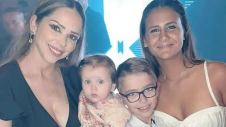 Gimena Vascón junto a sus hijos y Uma Fabbiani. Foto: Instagram @gimenavascon.