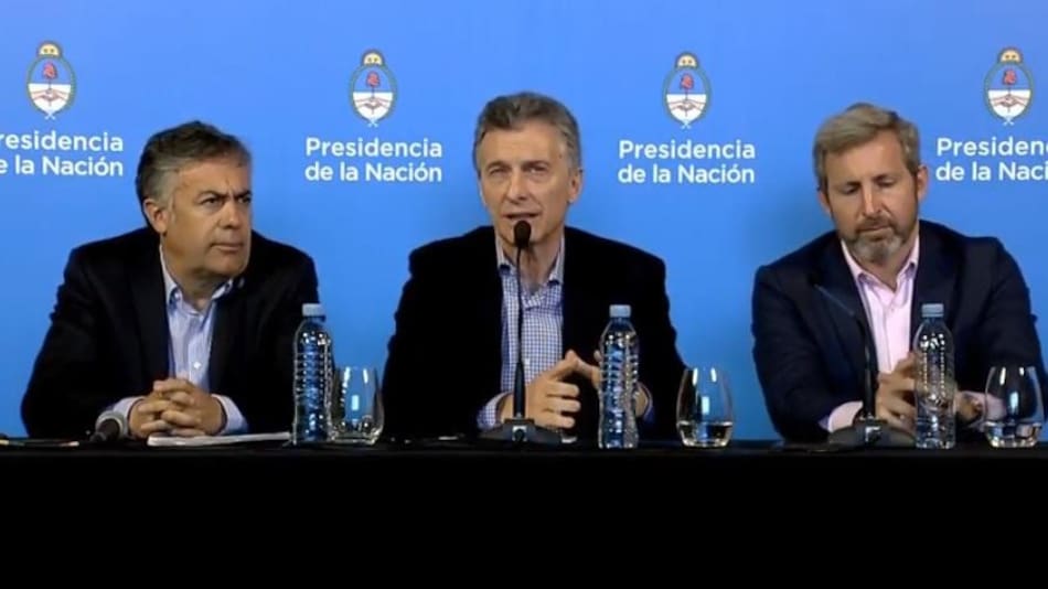 Conferencia de prensa de Macri en Mendoza
