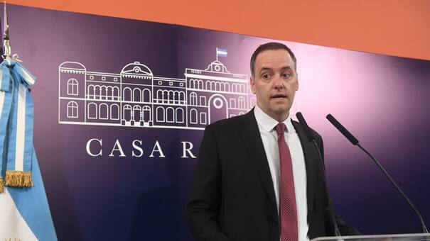 Adorni defendió a la nueva SIDE al asegurar que "está al servicio de los argentinos para protegerlos y para defenderlos”