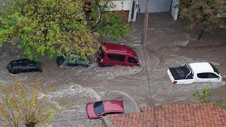 Temporal en Bahía Blanca. Foto: EFE/ Cristian Romero.