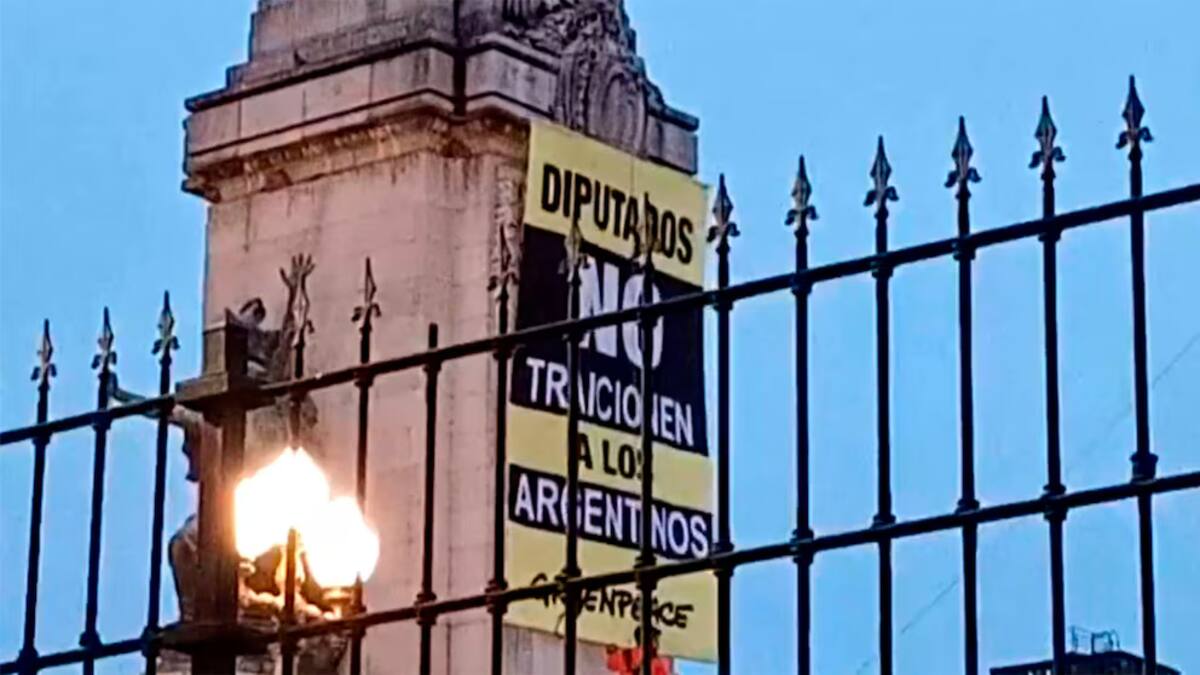 Protestas en el Congreso de Greenpeace.