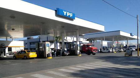 YPF estación de servicio