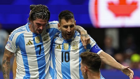 La Selección Argentina comenzó con un importante triunfo ante Canadá y quiere sellar su clasificación frente a Chile. Foto: NA