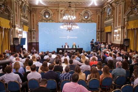 Conferencia de prensa de Axel Kicillof. Foto: prensa