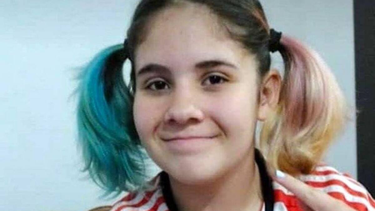 Búsqueda desesperada de niña desaparecida en La Plata