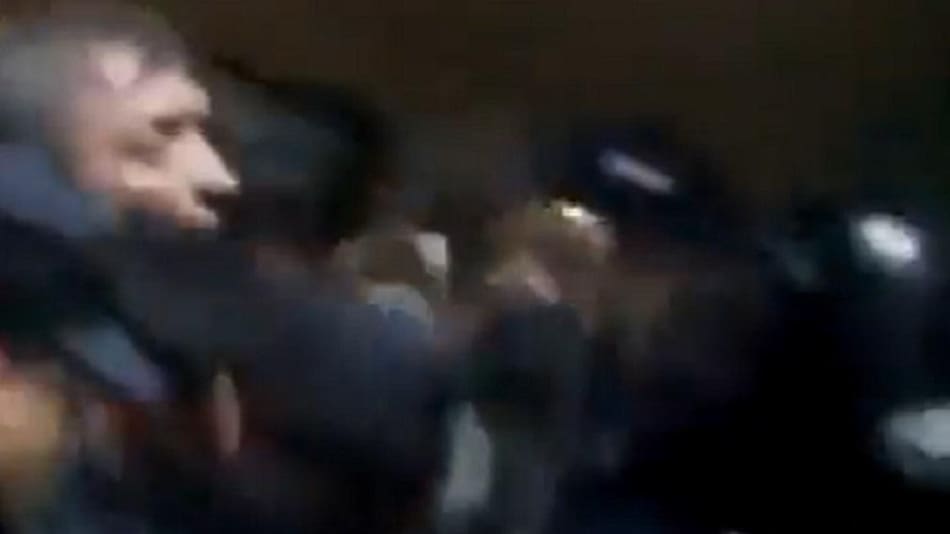 Llegada de Máximo Kirchner, Foto captura de video