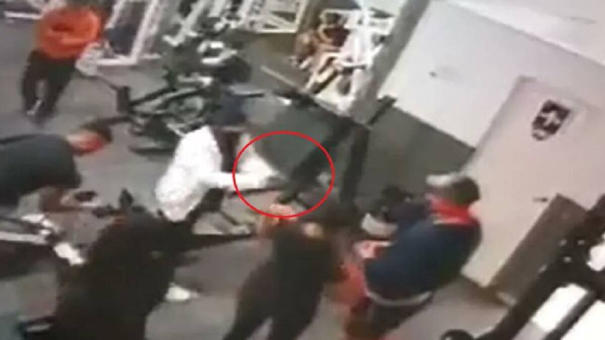 Ataque a tiros dentro de un gimnasio. Foto: captura video