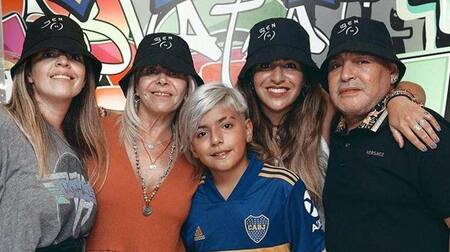 Gianinna Maradona, Diego Maradona, Dalma Maradona, Claudia Villafañe