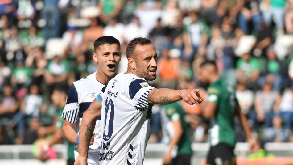 Brahian Alemán, la figura de Gimnasia ante Banfield. Foto: Télam.