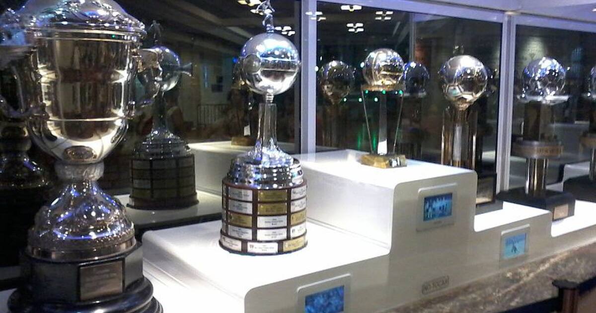 Trofeos De Racing Racing conquistó la Copa Sudamericana: ¿cuáles son los equipos con más ...
