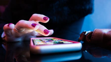 Cómo cambiar tu número en WhatsApp sin perder mensajes ni contactos. Foto: Unsplash.