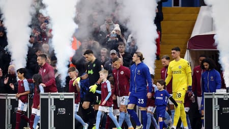 Dibu Martínez; Aston Villa vs. Chelsea. Foto: Reuters.