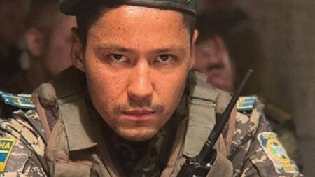 El actor ucraniano Pasha Lee murió en un bombardeo en Irpin