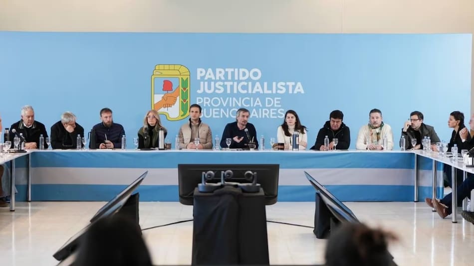 El PJ bonaerense le pedirá a la Junta Electoral que no vuelva a imprimir las boletas tras la baja de Espert