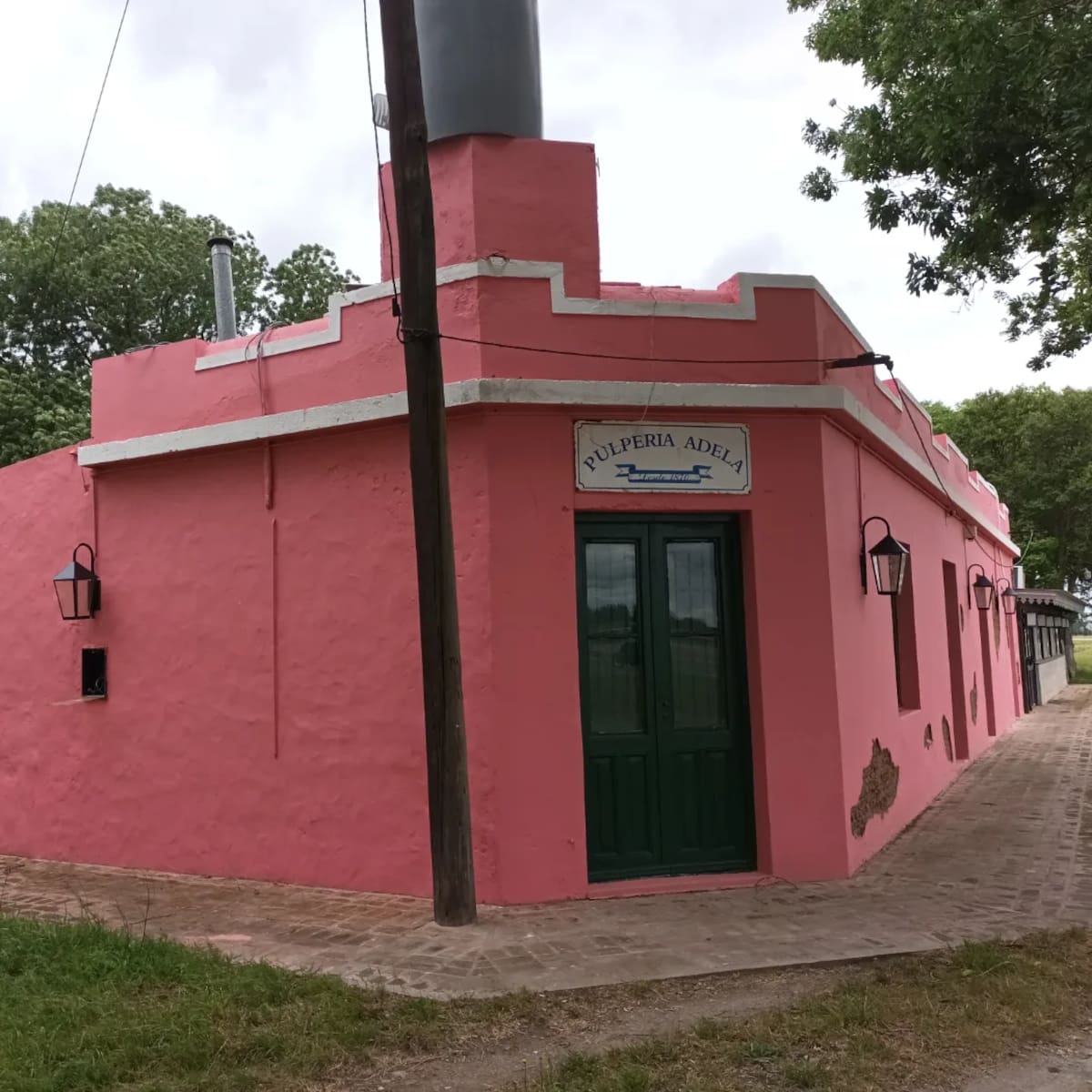 Pueblo Adela