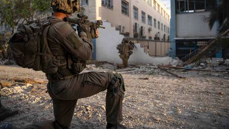 Soldados israelíes en Gaza. Foto: Reuters.