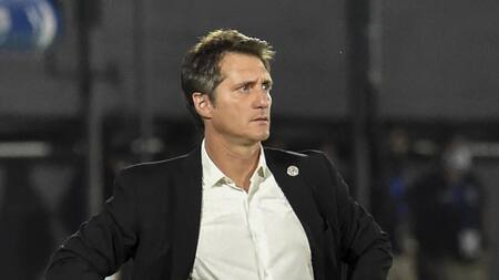 Guillermo Barros Schelotto, técnico de Paraguay. Foto: NA.