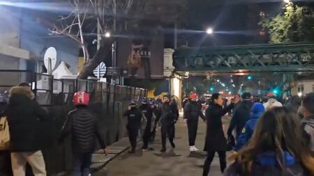 Disturbios en la Embajada de Venezuela en Buenos Aires. Foto: captura.