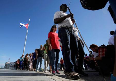 Despiden los restos de Fidel Castro (Reuters)