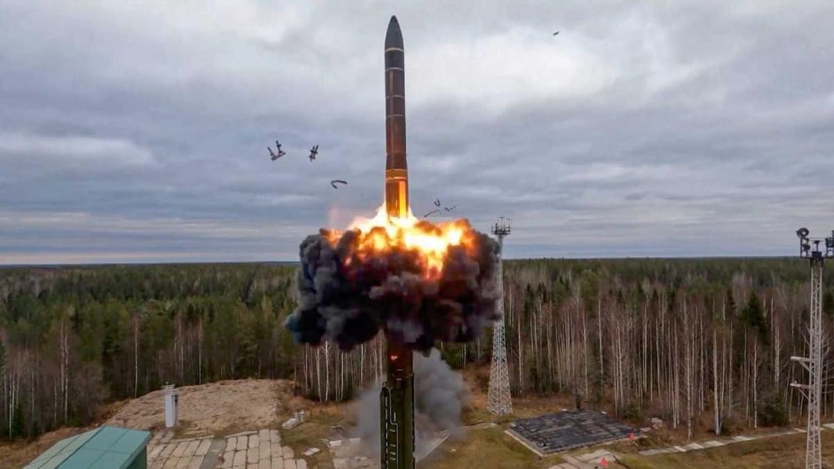 Rusia advierte la fabricación de armas nucleares por la Unión Europea.