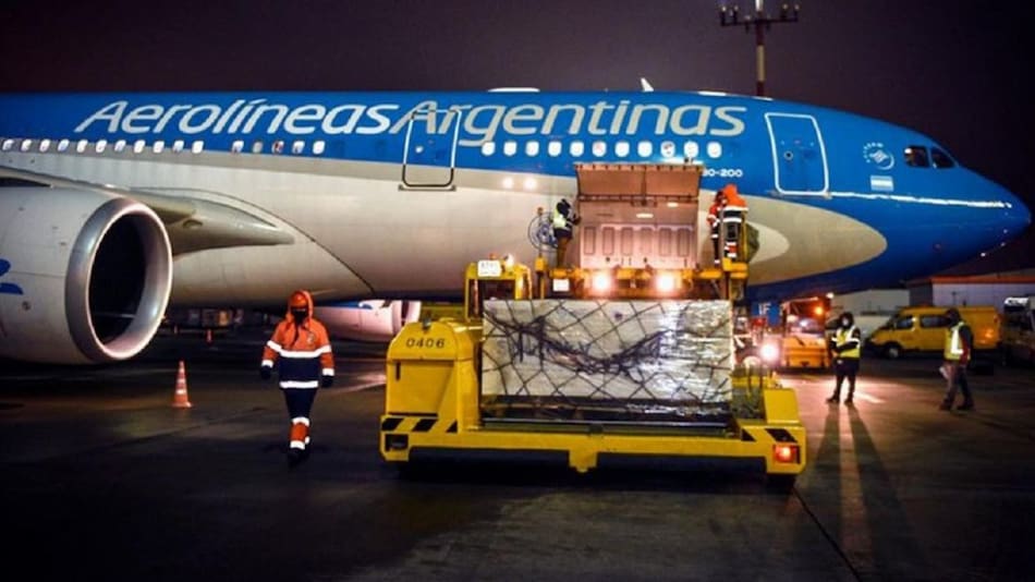 Vuelo de Aerolineas Argentinas demorado en Moscú por nieve