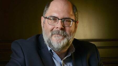 Primer argentino que se aplicó la vacuna de Pfizer