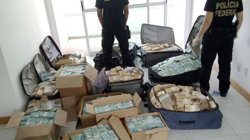 Valijas con dinero - Brasil