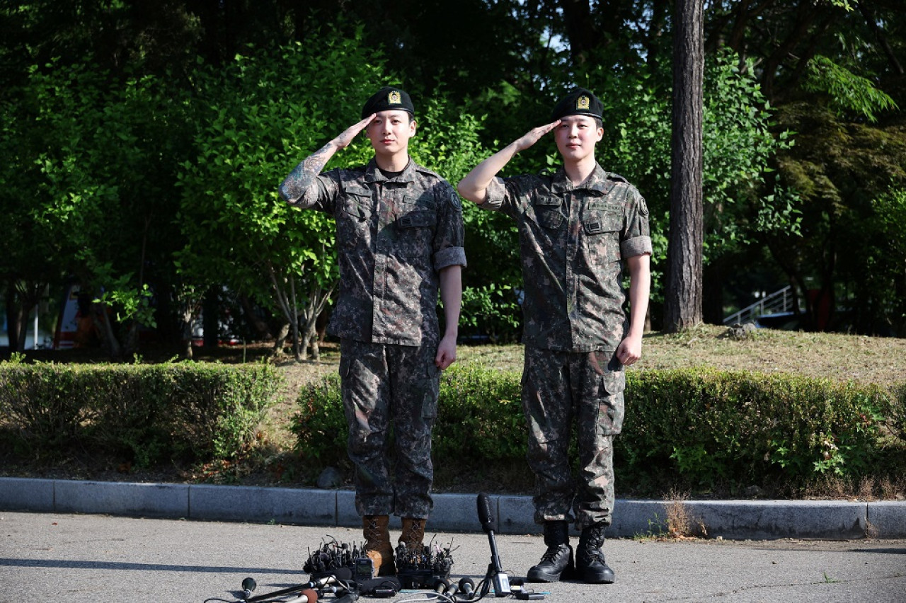 Jimin y Jungkook, de BTS, terminaron el servicio militar surcoreano. Foto: Reuters / /Kim Hong-Ji.