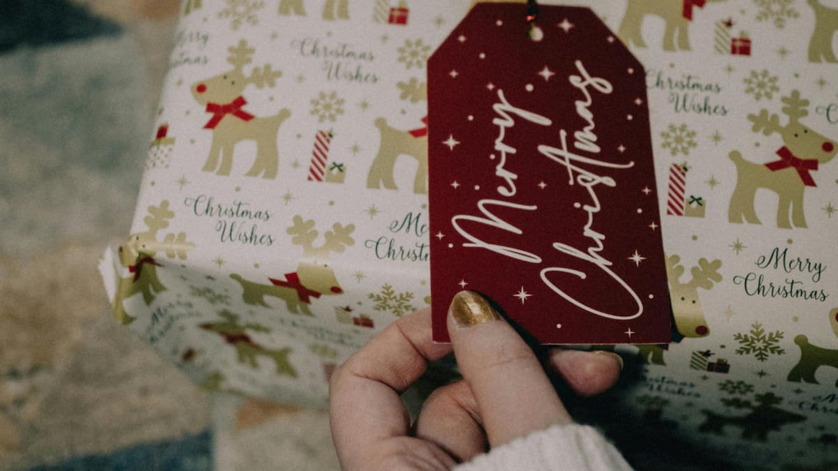 Tarjetas navideñas. Foto: Pexels.