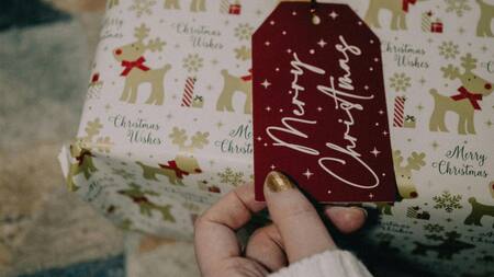 Tarjetas navideñas. Foto: Pexels.