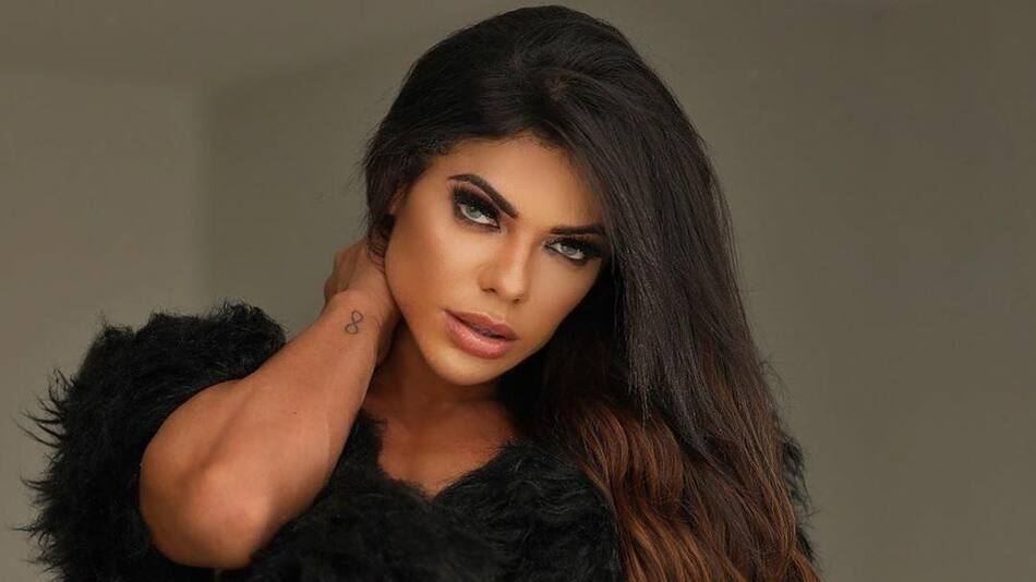 Suzy Cortez, chica hot