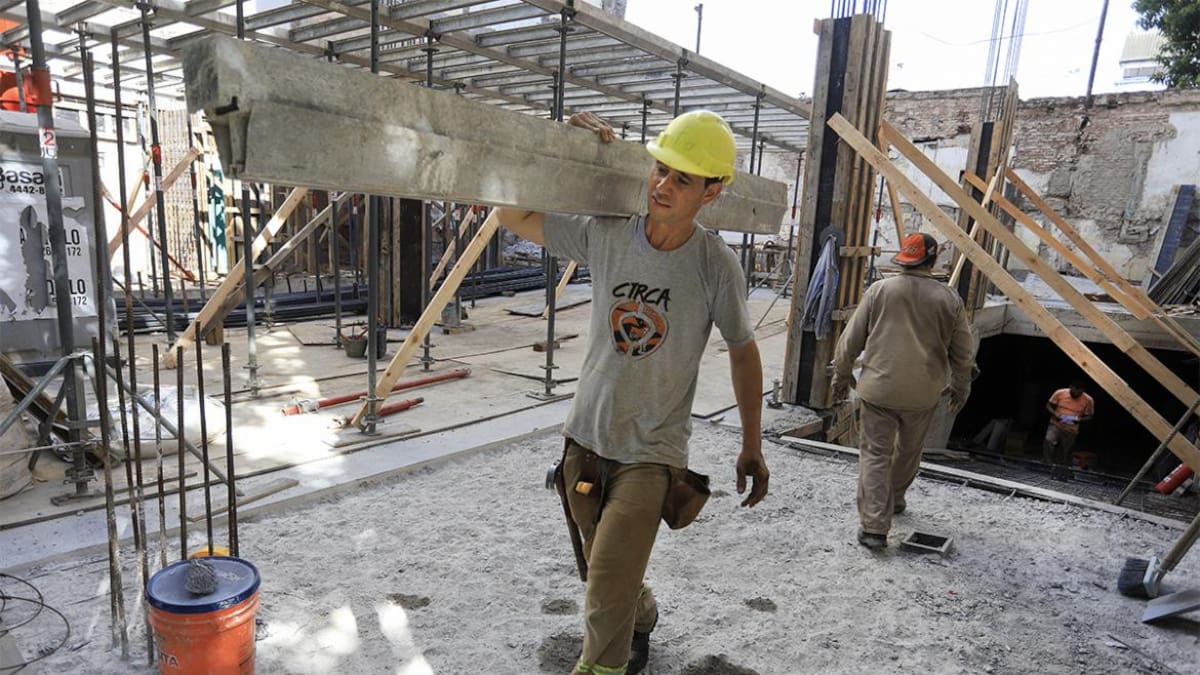 Construcción, obra en construcción, materiales para la construcción, Foto NA