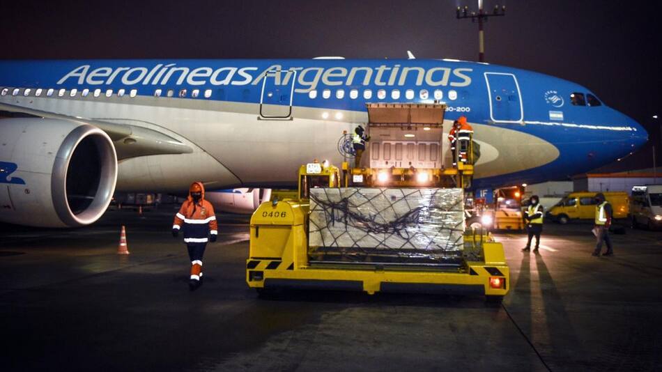 Vacuna rusa Sputnik V contra coronavirus, avión de Aerolíneas Argentinas, NA
