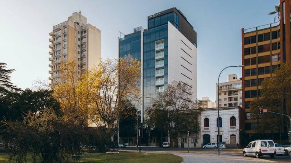 Hotel Dazzler de La Plata.