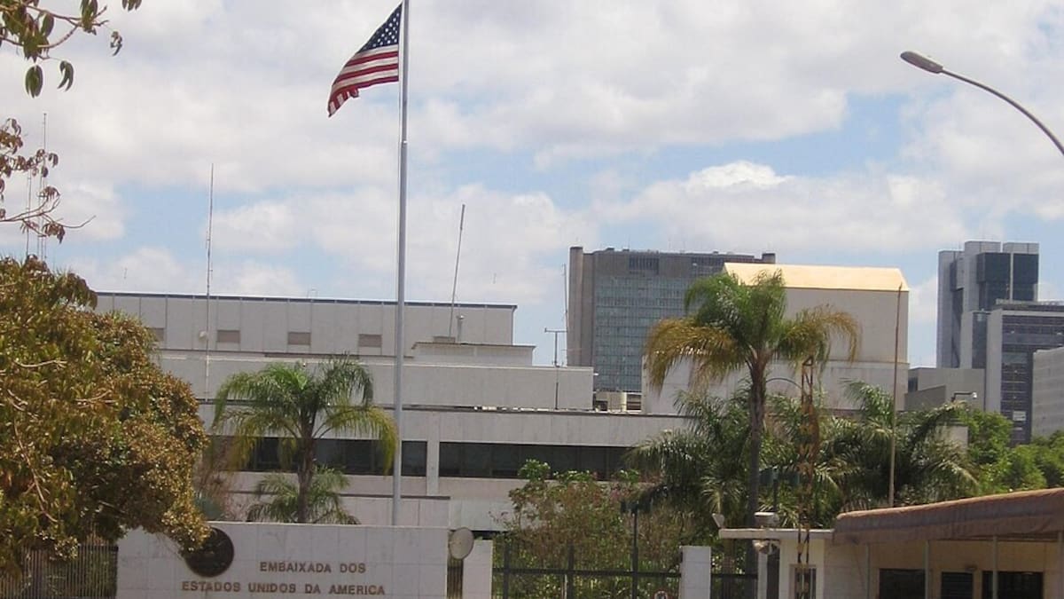 Estados Unidos cierra provisoriamente su Embajada en Brasil.