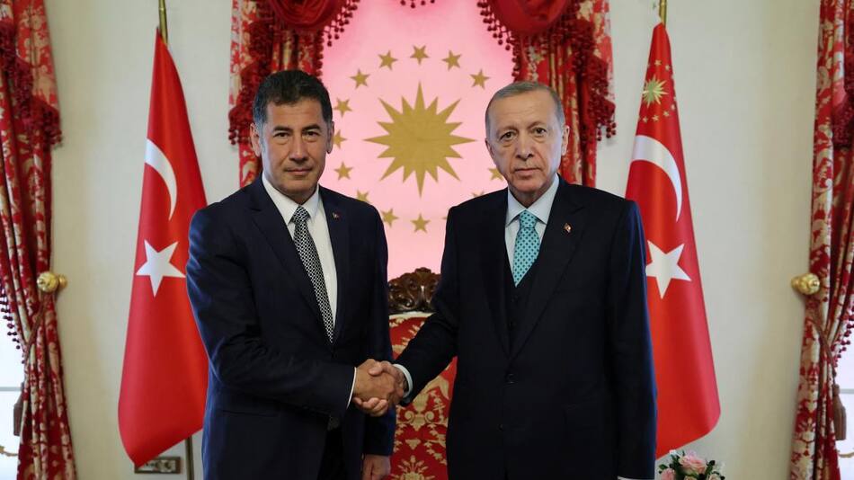 Sinan Ogan y Recep Tayyip Erdogan, Turquía. Foto: Reuters.