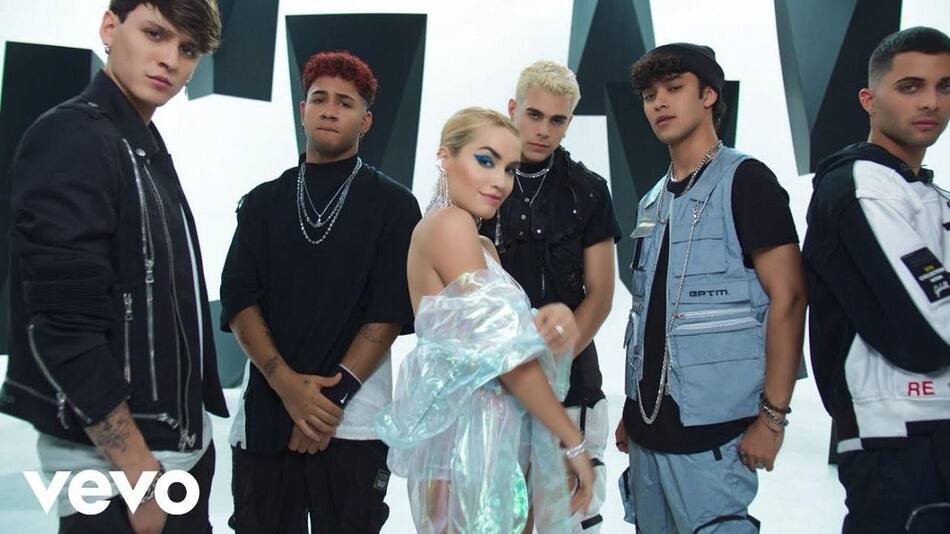 Lali y CNCO