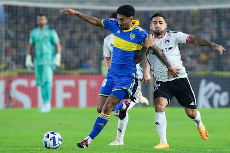 Cristian Medina, titular ante Colo Colo. Foto: EFE.