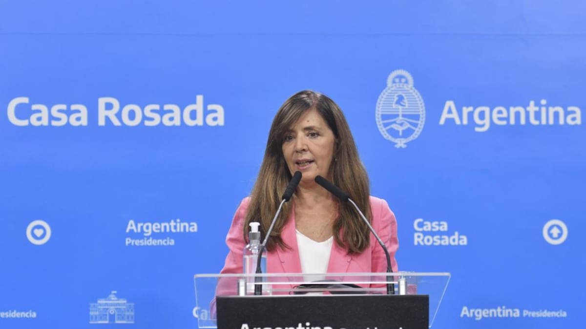 La reacción de Cerruti cuando le preguntaron por el viaje de Luana Volnovich al Caribe