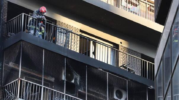 Incendio en Recoleta: dieron el alta al hombre que perdió a su esposa y cuatro hijos