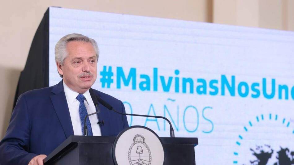 Alberto Fernández, Malvinas, NA