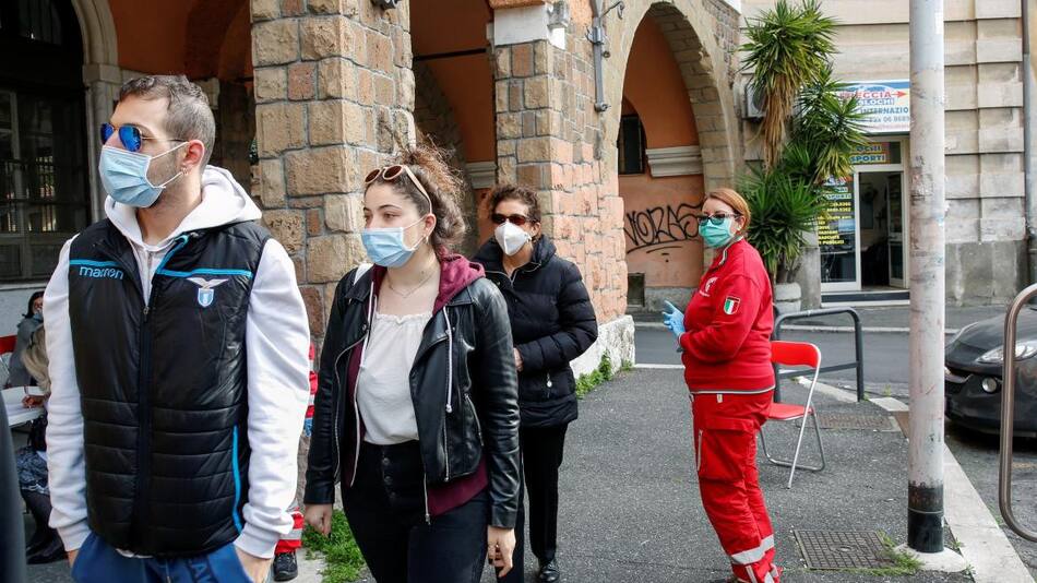 Coronavirus, REUTERS