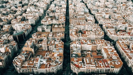 Barcelona, ciudad de la región de Cataluña. Foto: Unsplash.