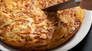 La tortilla no es solo española: el paso a paso para hacer frico friulano, la versión italiana