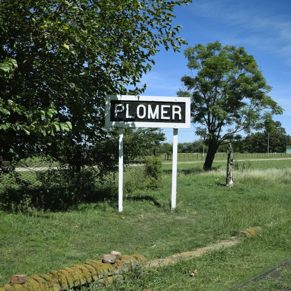 Plomer, en General Las Heras, Buenos Aires. Foto: Facebook / Plomer Mercado Rural.