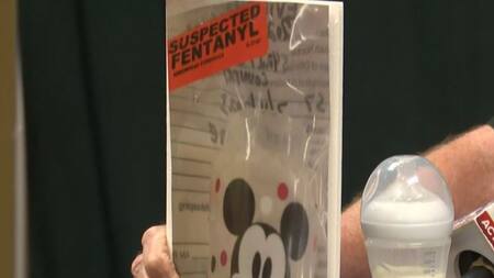 Una madre mató a su bebé de nueve meses tras darle fentanilo en una mamadera. Foto: Twitter @FCN2go.