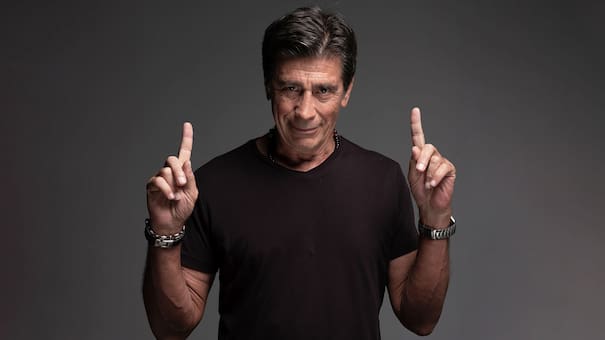 Con colaboraciones de Rubén Rada, Flor Raggi y su hija Renata, Nicolás Repetto se lanza como cantante a los 68 años