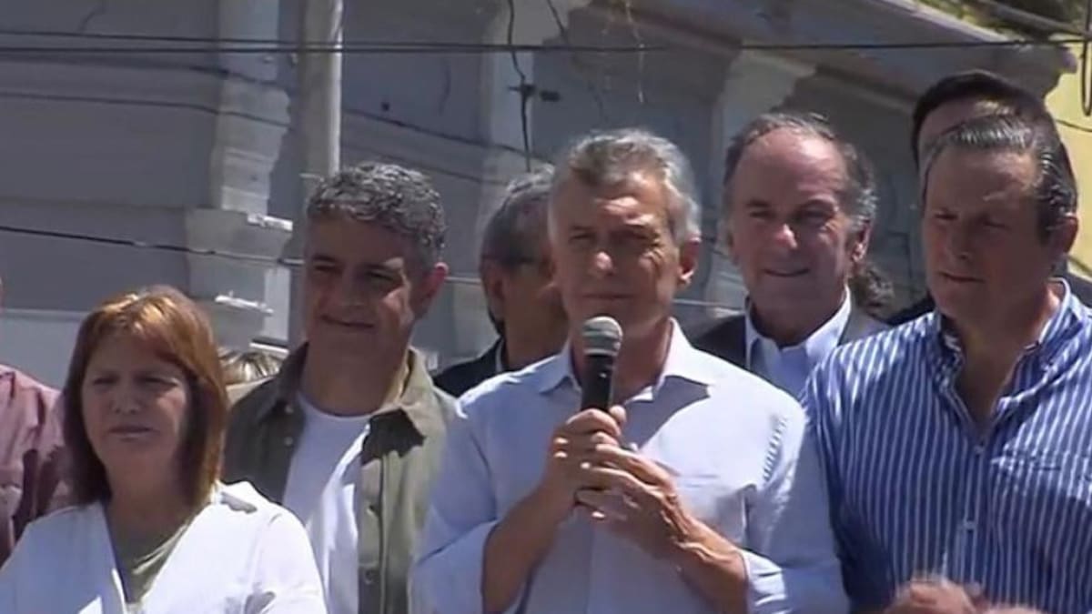 Mauricio Macri, NA